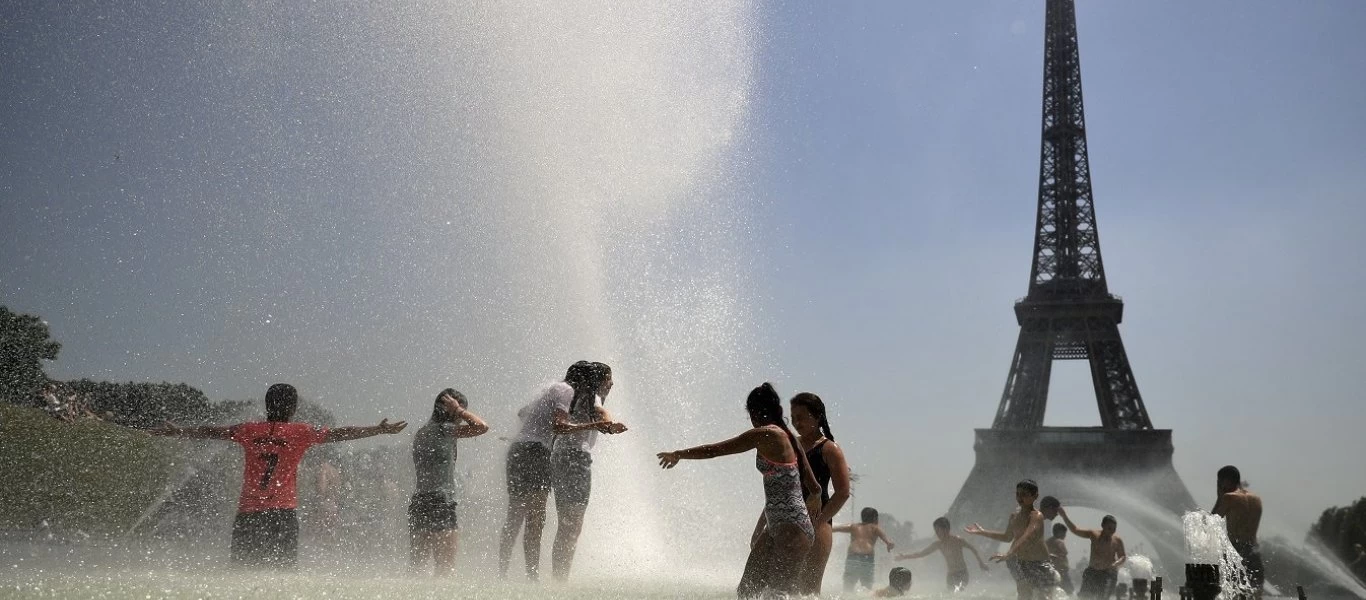 Η Ευρώπη «λιώνει» σε μια πρωτοφανή θερμική «κόλαση»: Αναμένονται ρεκόρ ζέστης σε Βρετανία & Γερμανία